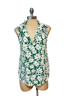 Cabi New NWT Bloom Top #6099 Green w white flowers Size XS
